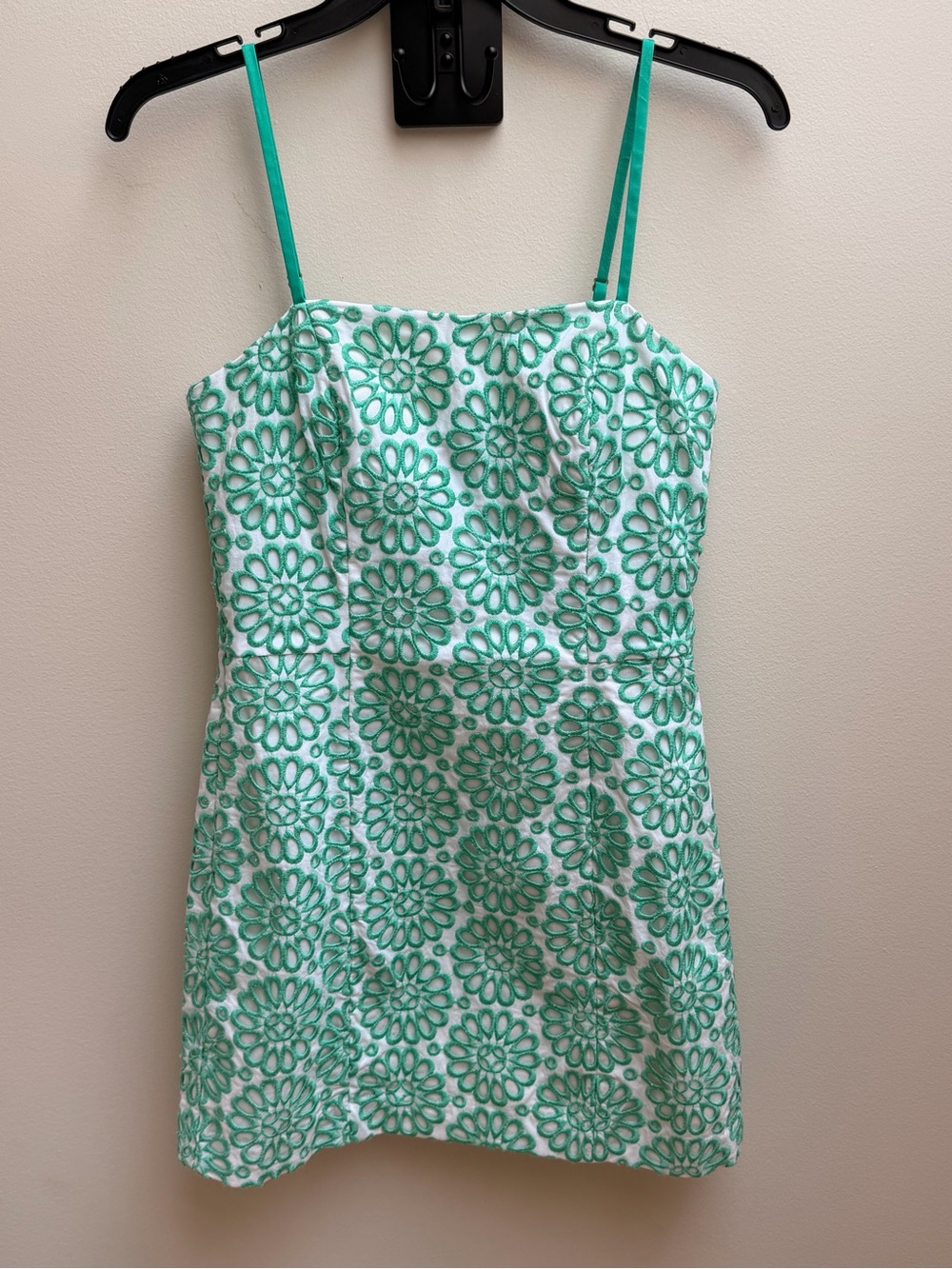 Lilly Pulitzer Shelli Eyelet Romper NWT Size 00 Resort White Botanical Green